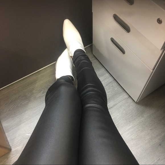 Qupid Booties - New - Picture 7 of 8